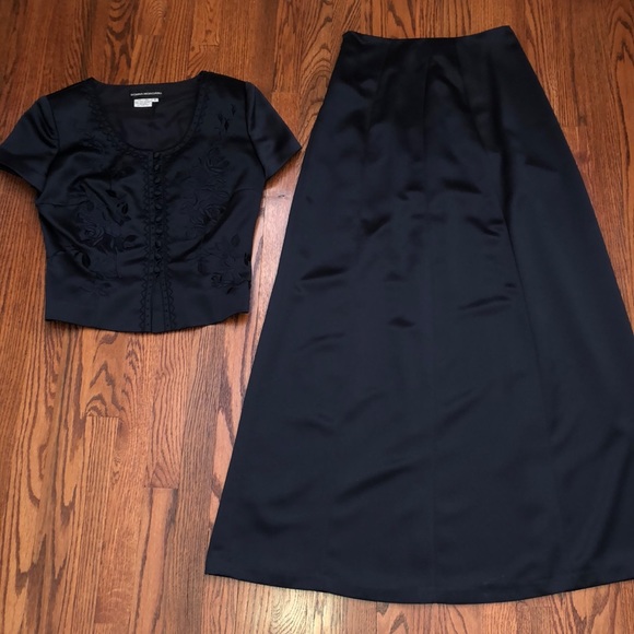 Donna Morgan Dresses & Skirts - Donna Morgan Navy Blue Formal 2 Piece Skirt & Top Womens 6 Wedding Event